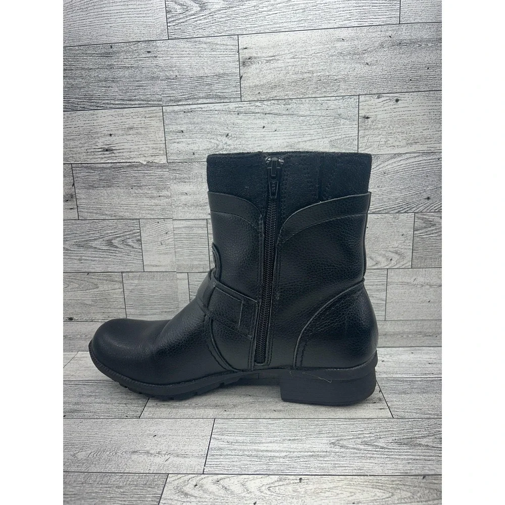 Clarks boots womens